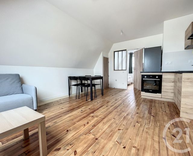 Appartement F2 à louer - 2 pièces - 34.56 m2 - BEGARD - 22 - BRETAGNE - Century 21 Cap Conseils