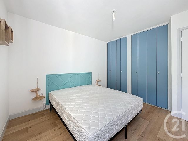 Afficher la photo en grand Appartement F3 à louer - 3 pièces - 64.0 m2 - LANNION - 22 - BRETAGNE - Century 21 Cap Conseils