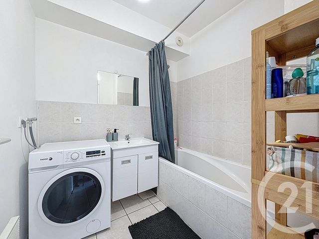 Afficher la photo en grand Appartement F2 à louer - 2 pièces - 44.37 m2 - PERROS GUIREC - 22 - BRETAGNE - Century 21 Cap Conseils