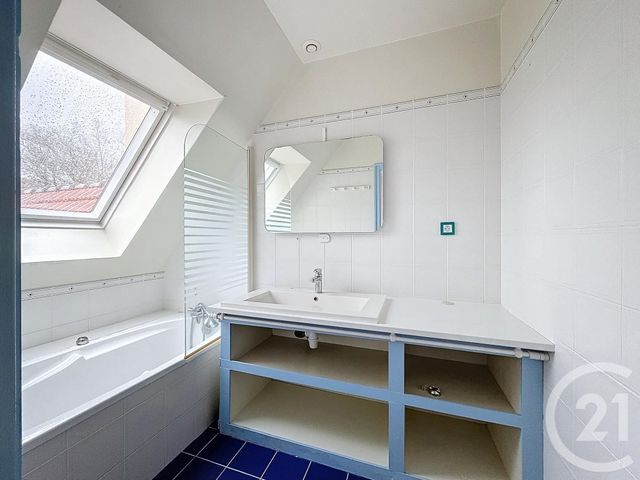 maison à louer - 6 pièces - 143.0 m2 - LANNION - 22 - BRETAGNE - Century 21 Cap Conseils