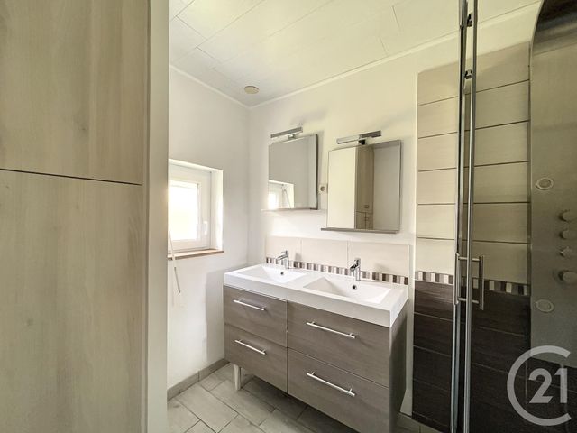 maison à louer - 4 pièces - 75.0 m2 - PLOUBEZRE - 22 - BRETAGNE - Century 21 Cap Conseils