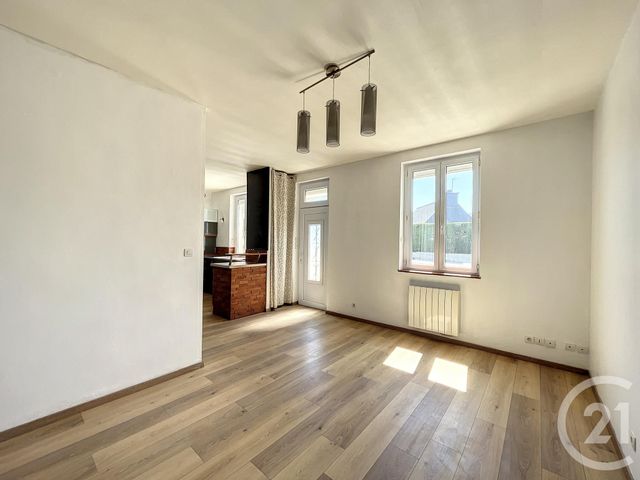 maison à louer - 4 pièces - 75.0 m2 - PLOUBEZRE - 22 - BRETAGNE - Century 21 Cap Conseils