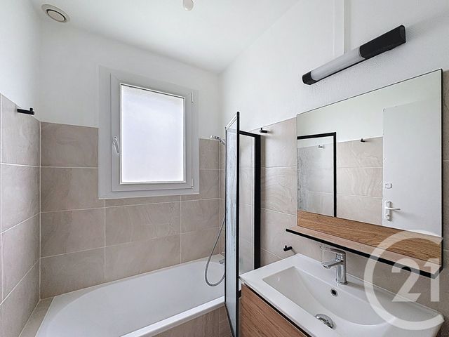 maison à louer - 4 pièces - 75.0 m2 - LANNION - 22 - BRETAGNE - Century 21 Cap Conseils