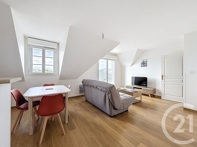 Appartement F2 à louer - 2 pièces - 43.1 m2 - PERROS GUIREC - 22 - BRETAGNE - Century 21 Cap Conseils