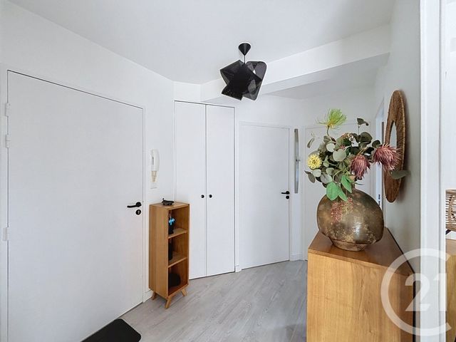 Appartement T2 à vendre - 2 pièces - 53.19 m2 - LANNION - 22 - BRETAGNE - Century 21 Cap Conseils